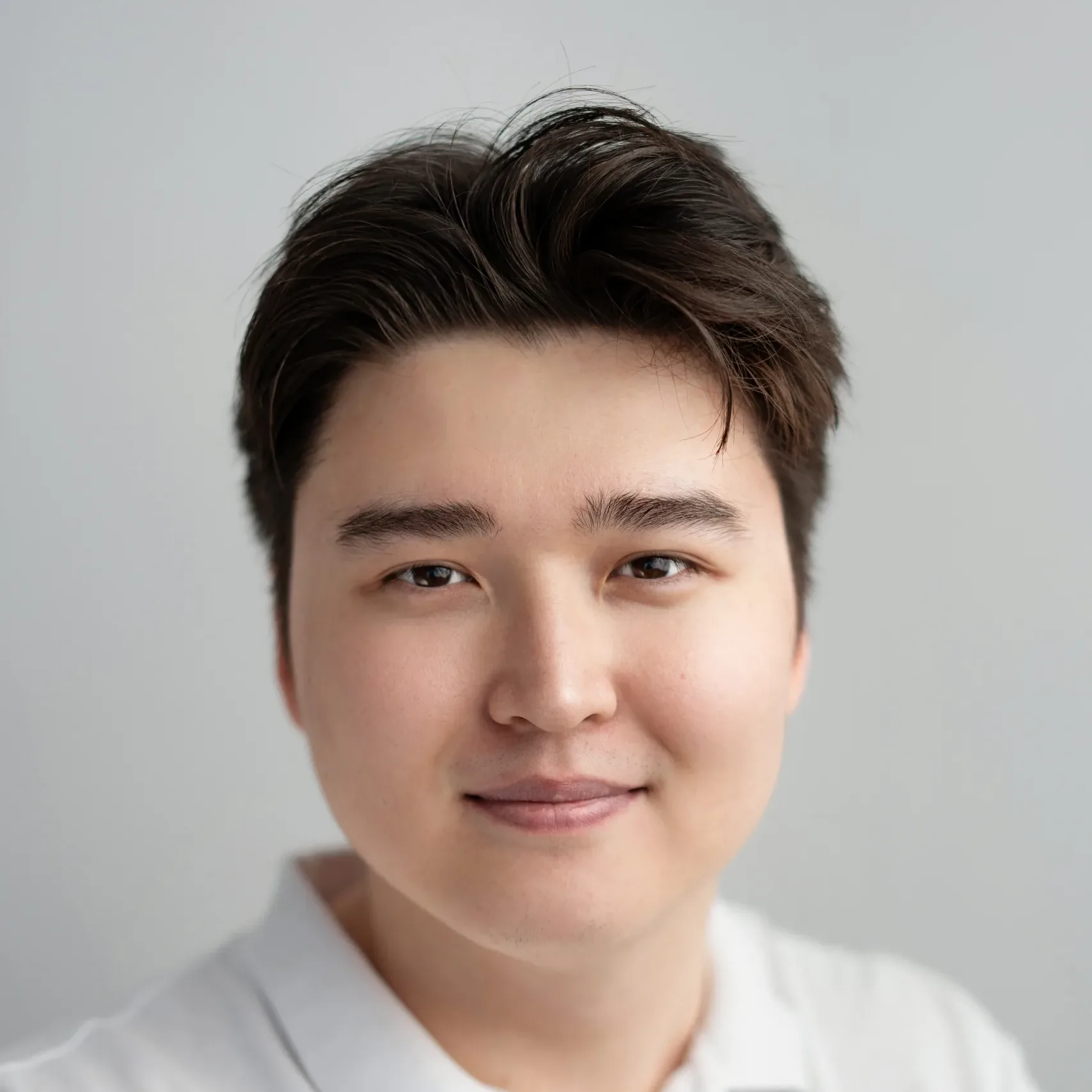 Мухамбетжанов Серик Айбулатович — терапевт, эндодонтист, пародонтолог