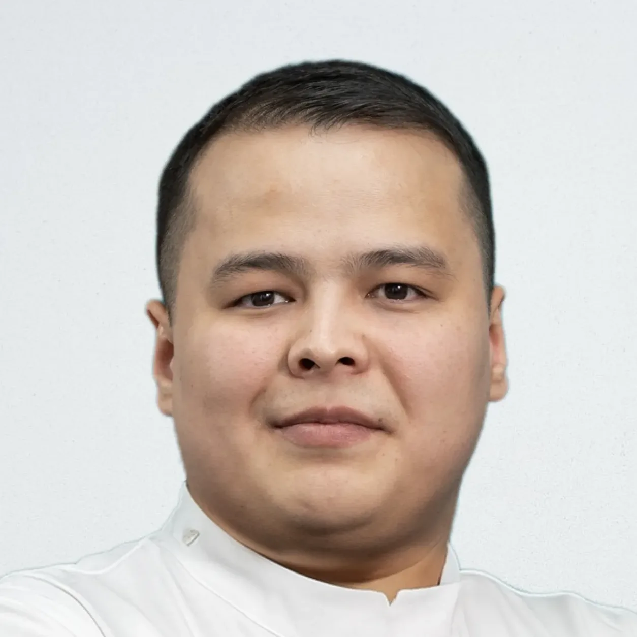 Врач Гайбуллаев Нурлыбек Мейирбекович — стоматолог клиники Ecodental в Астане